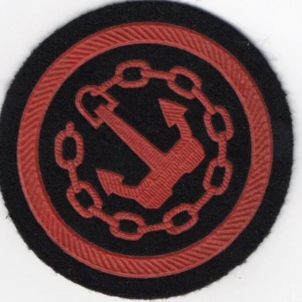 панишер шеврон. сухопутные войска шевроны рф нарукавные. красная нашивка.