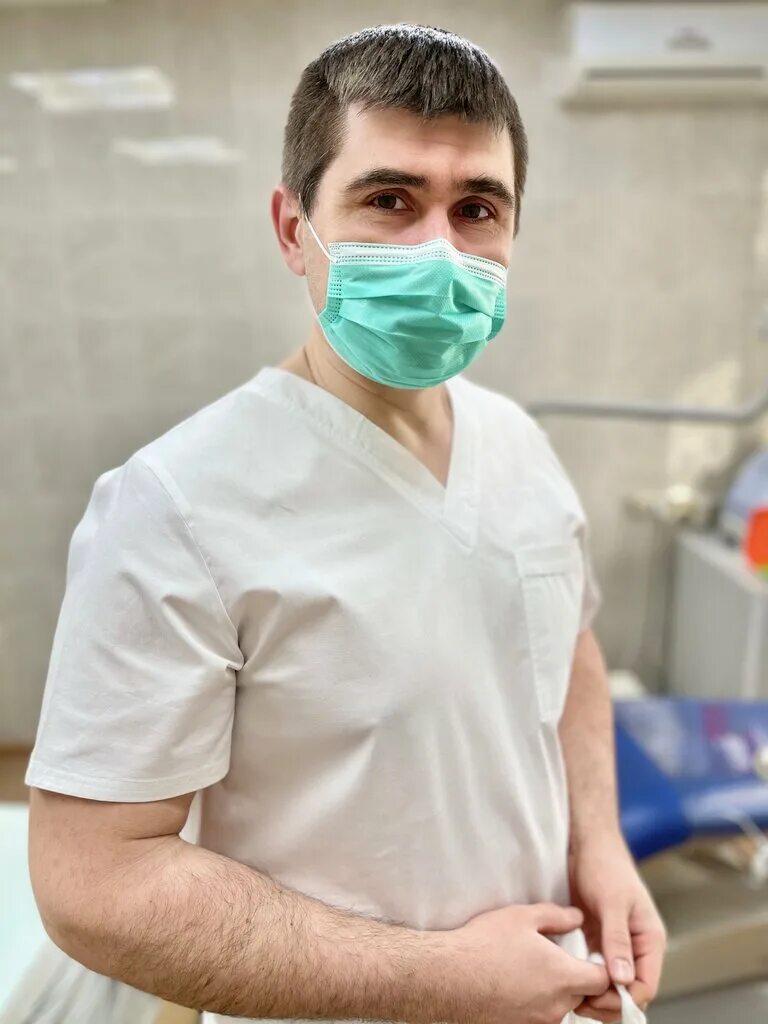 старооскольская стоматологическая поликлиника. манукян эдуард хачикович стоматолог-ортопед, стоматолог. гнетеев максим борисович стоматолог. зубной врач старый оскол. парфиренко татьяна старый оскол.