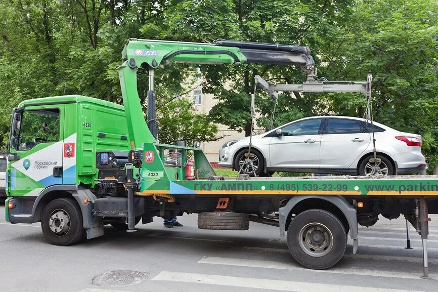 Эвакуатор свао москва автодруг. Московский эвакуатор ЦОДД. Эвакуаторы ГКУ АМПП. Эвакуатор Мади. Эвакуатор 1804wa.