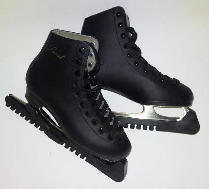 Коньки ботас dagmar sabrina. Коньки ice-skate 3300 bolero. Женские фигурные коньки jackson dj2270 competitor ultima mirage. Коньки bauer supreme one 9. Коньки роликовые cliff speed bearing.