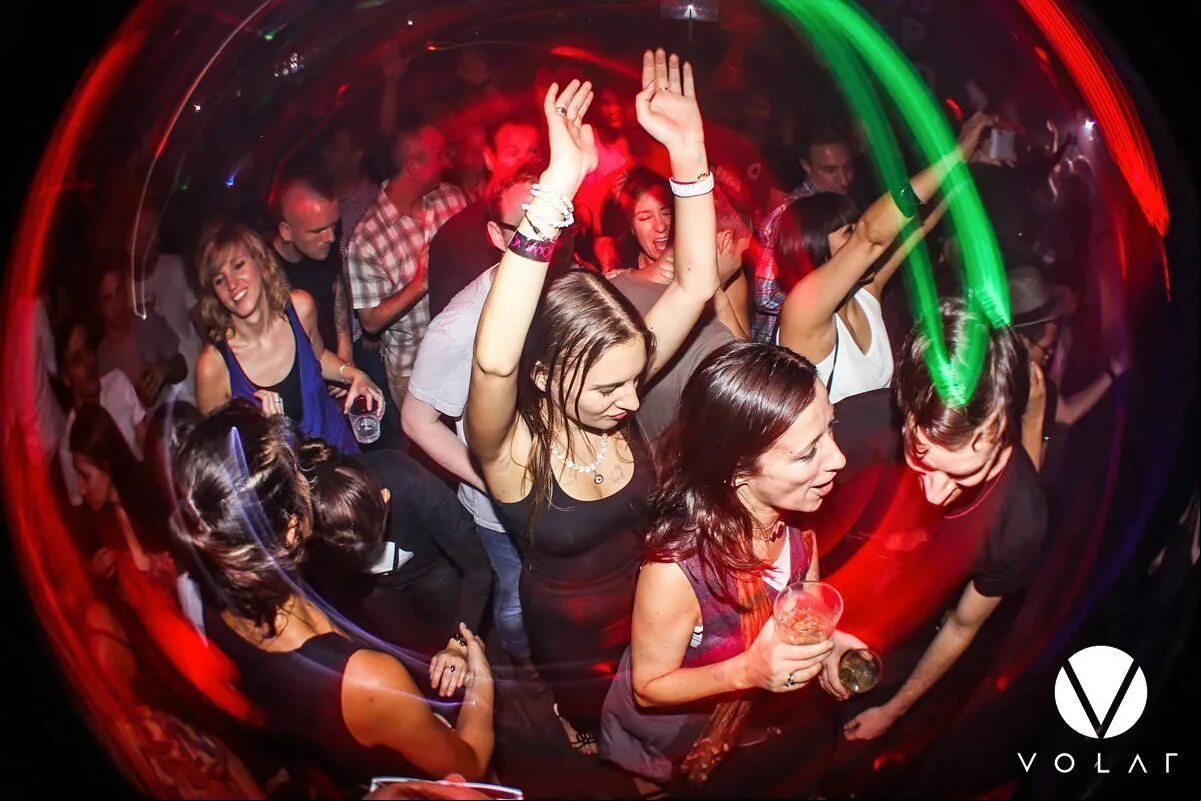 ольга серябкина kiss. Video 18 club. клуб 18 плюс. джозелин кано joselyn cano 18. лгбт девушки.