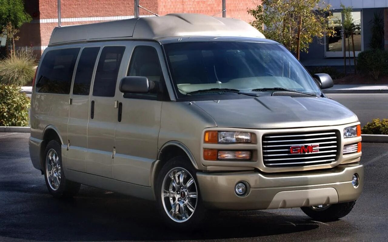 Chevrolet minivan. Ford econoline 1991. Chevrolet express 2000. Шевроле микроавтобус 2022. Шевроле ван g20.