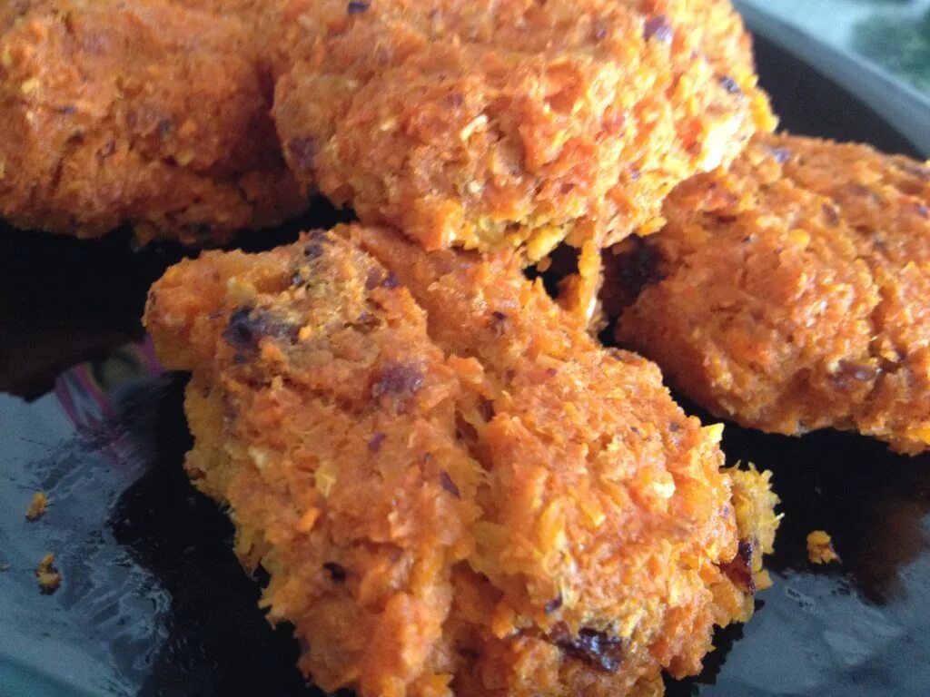 морковные печени. сдобное морковное печенье. морковное печенье. морковное печенье. овсяное печенье с морковью.