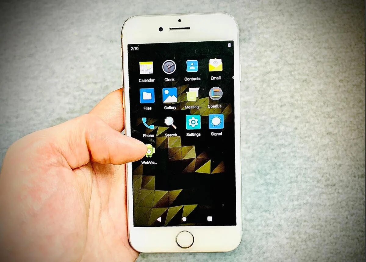 Оригинальный айфон на андроиде. Iphone 7 android. айфон 7 на андроиде. андроид похожий на айфон. андроид в форме айфона.