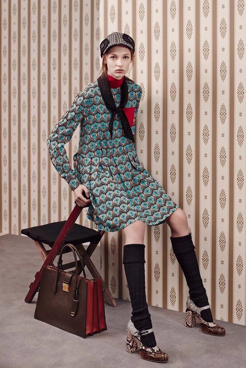 Miu miu mayot. Miu miu. миу миу одежда. стиль миу миу. miu miu лукбук 2025.