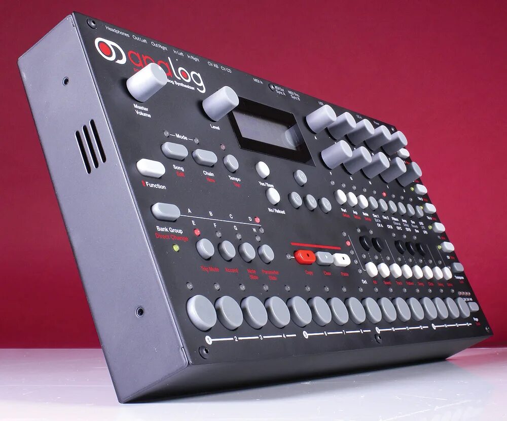 Analog four. Analog four mk2. elektron analog four mkii. elektron analog heat. analog synth.