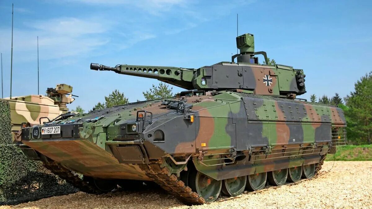 Бмп schützenpanzer puma. Бтр бундесвера боксер. Современная немецкая техника. Бмп boxer ifv. Брм визель-2.