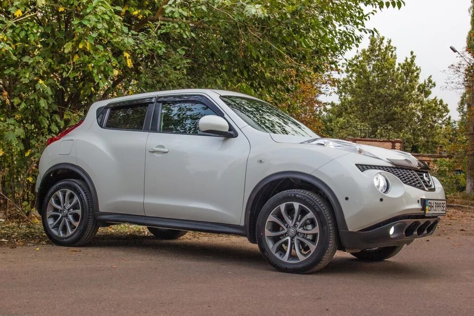 покраска дисков и суппортов - Nissan Juke (1G), 1,6 л, 2011 года колёсные диски 