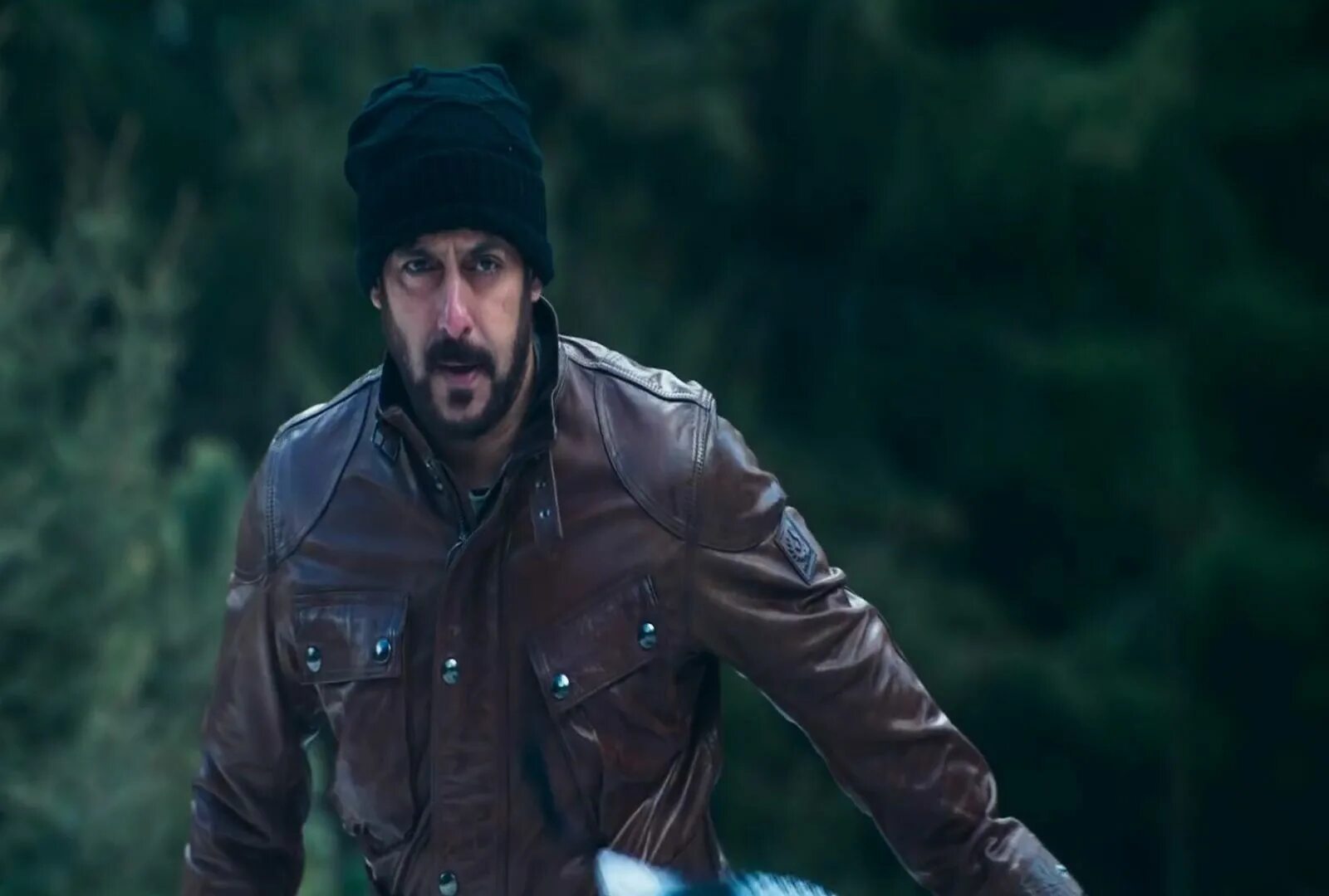 Tiger zinda hai фильм. Tiger uzbek tilida hind. Индийские фильмы 2021. Салман кхан josuslar. Tiger zinda hai 2017 film posters.