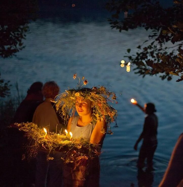 Ночь ивана. Озеро Светлояр Иван Купала. Midsummer шабаш. Мидсоммар Купала. Озеро Светлояр Янки Купала.