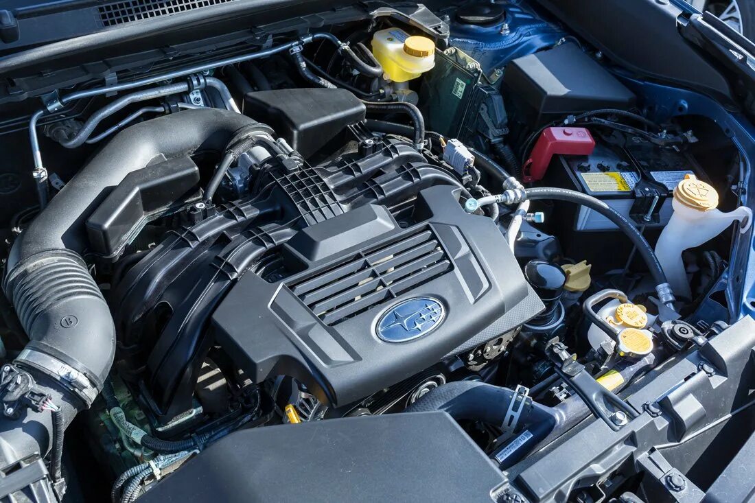 Двигатели субару какой лучше. Двигатель Subaru Forester 2.5. Субару Форестер 2010 двигатель. Мотор Субару Форестер 2.0. Subaru Forester 2020 мотор.