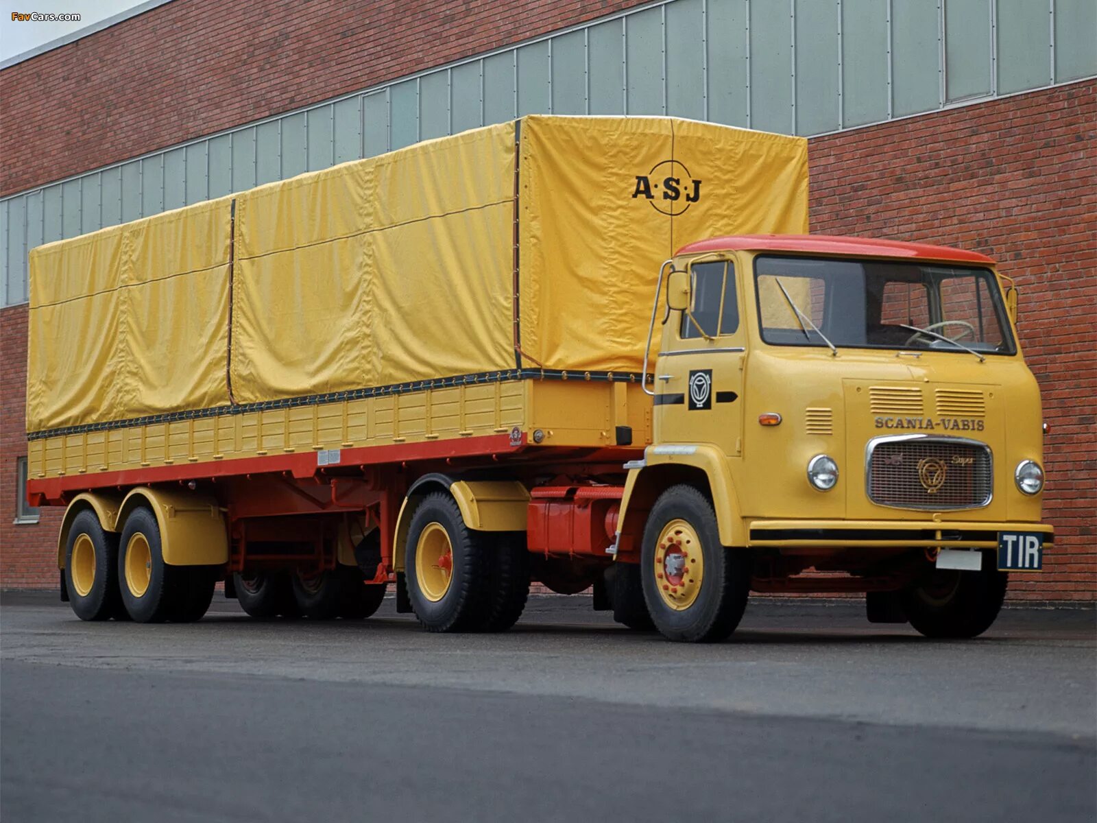 Грузовики 1 8. Scania Vabis lb76. Scania 1963. Скания Грузовики 1958. Scania-Vabis CLC 4x2.