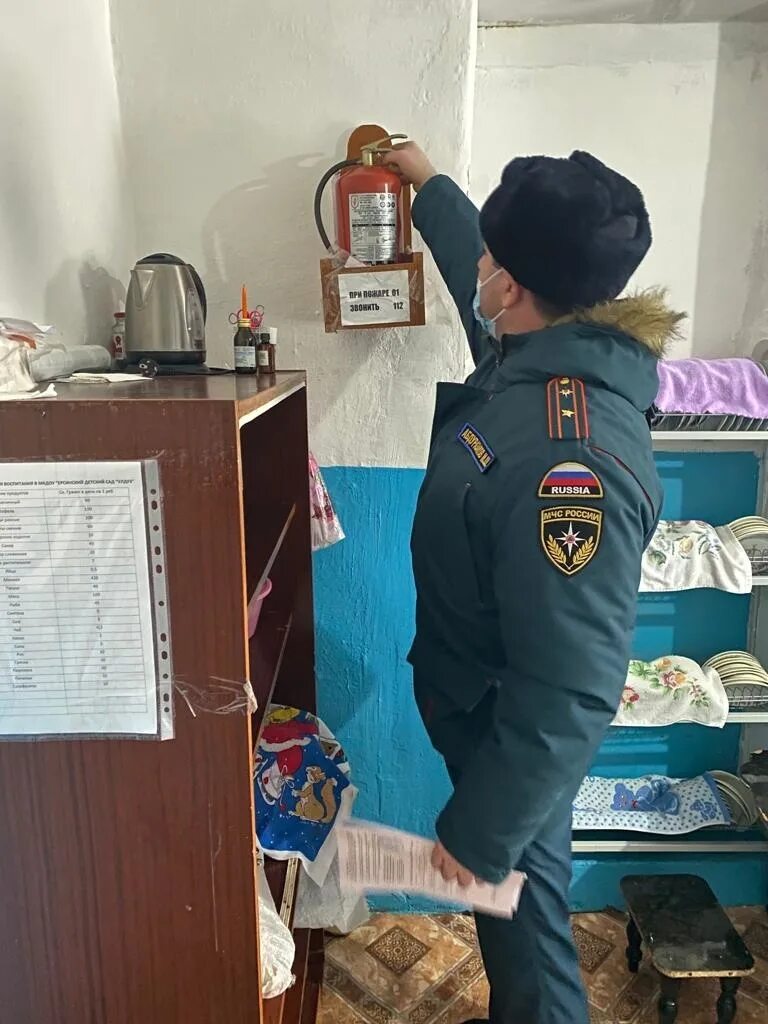 Фининспектор обыскивать