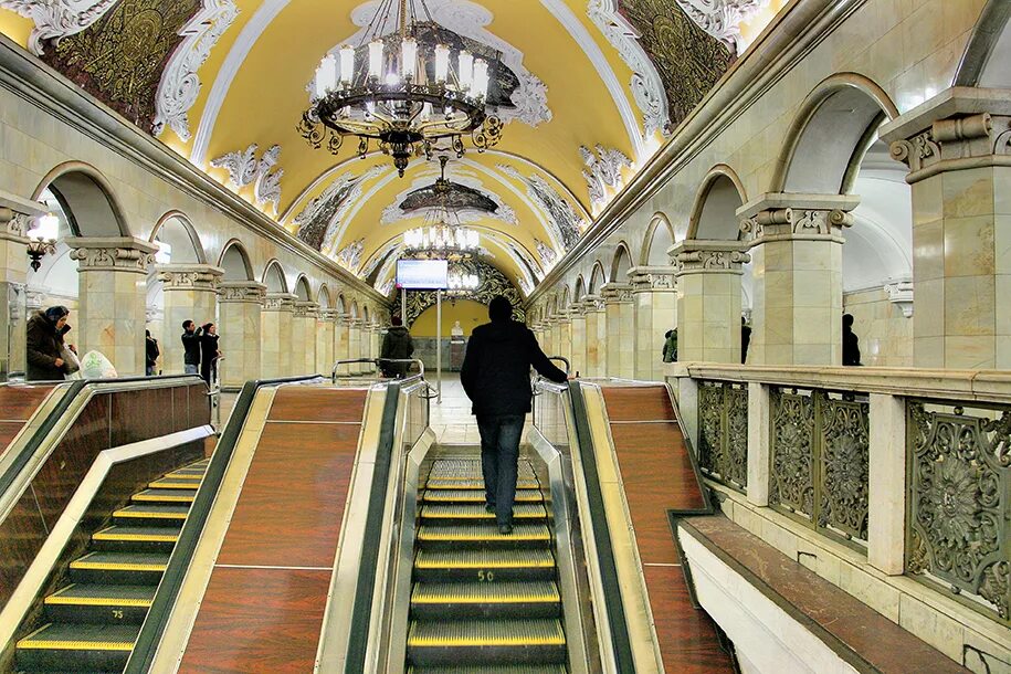 Семь чудес московского метро. Станция метро котельники москва. Московский метрополитен экскурсии. Метро беговая москва. Станция московского метрополитена 7.