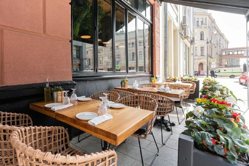 высота 5642 якиманка. высота 5642, москва, улица большая якиманка. высота 5642, москва, большой черкасский переулок. ресторан новикова высота 5642 москва. вершина 5642 ресторан.