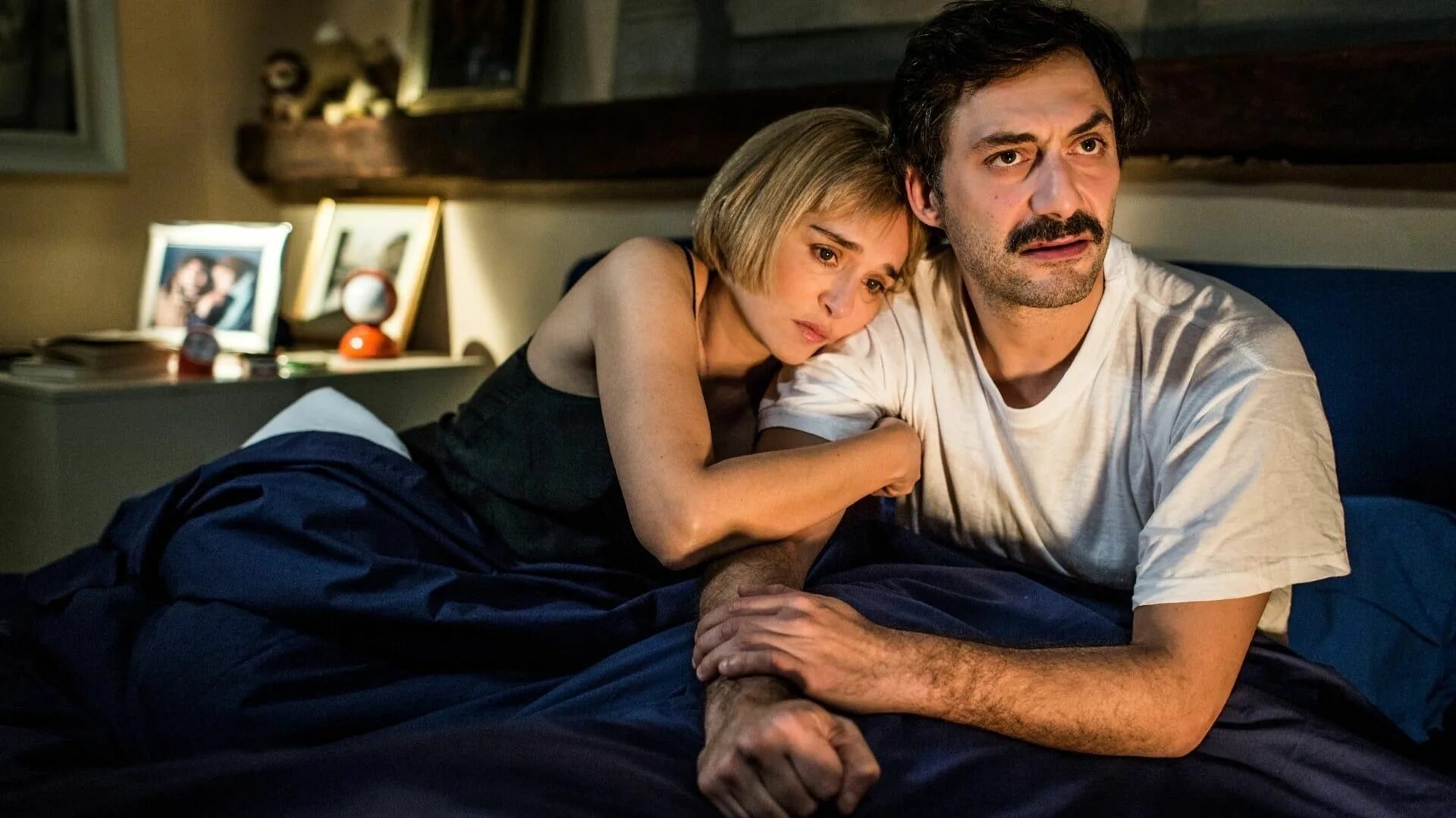 Мика и оствинд. Восточный ветер фильм 2013. Solito фильм 2013. Фильм восточный ветер оствинд. Wind 2013.