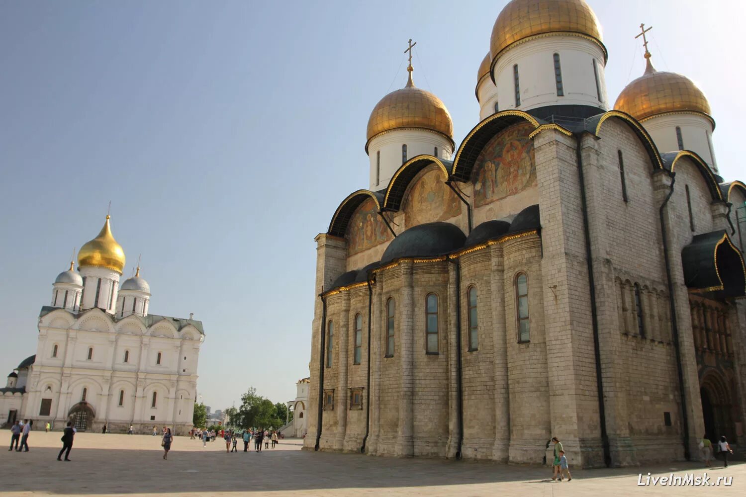 Соборная площадь московского кремля фото. Ансамбль соборной площади московского кремля. Соборная площадь 6. Ансамбль соборной площади московского кремля. Соборная площадь дом 6.