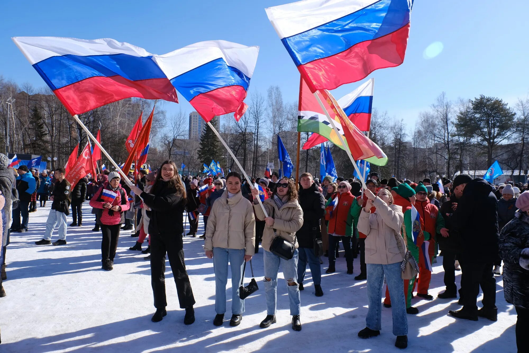 Крмыская аенса. Торжественное празднование дня Победы.