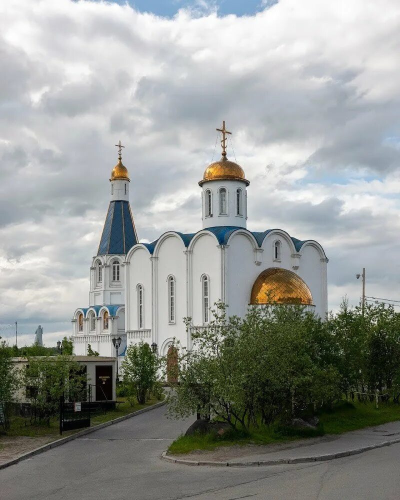 Спас на Водах Мурманск. Церковь Спаса на Водах Мурманск. Пантелеймоновская Церковь Мурманск.