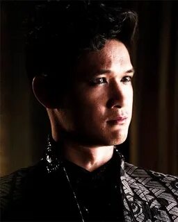 Alec magnus