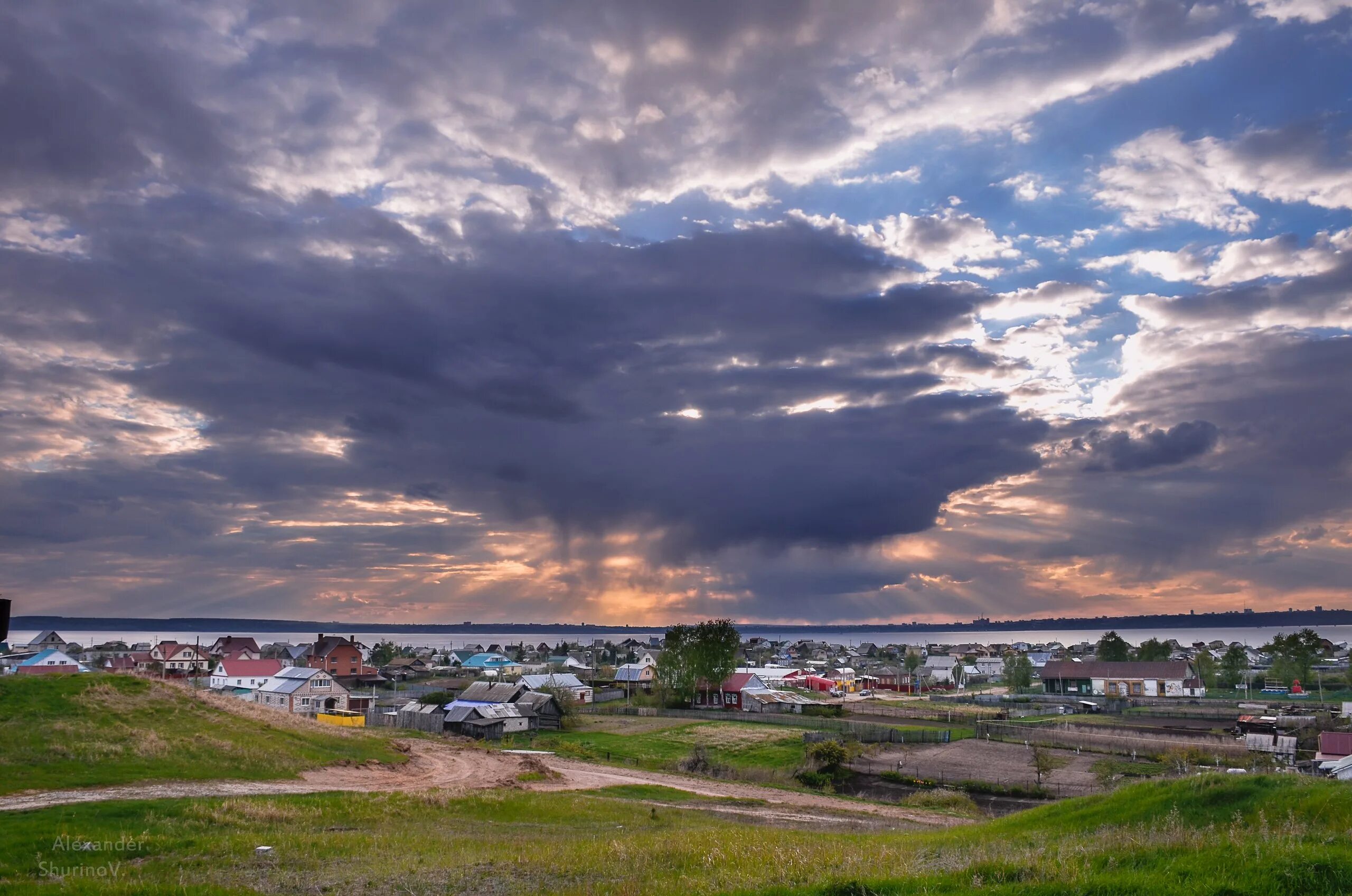 Погода красный яр. Красный Яр Ульяновск. Ульяновская село красный Яр. Красный Яр Красноярский район. Красный Яр Ульяновская область набережная.