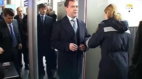 Фининспектор обыскивать