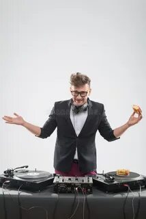 Dj ем