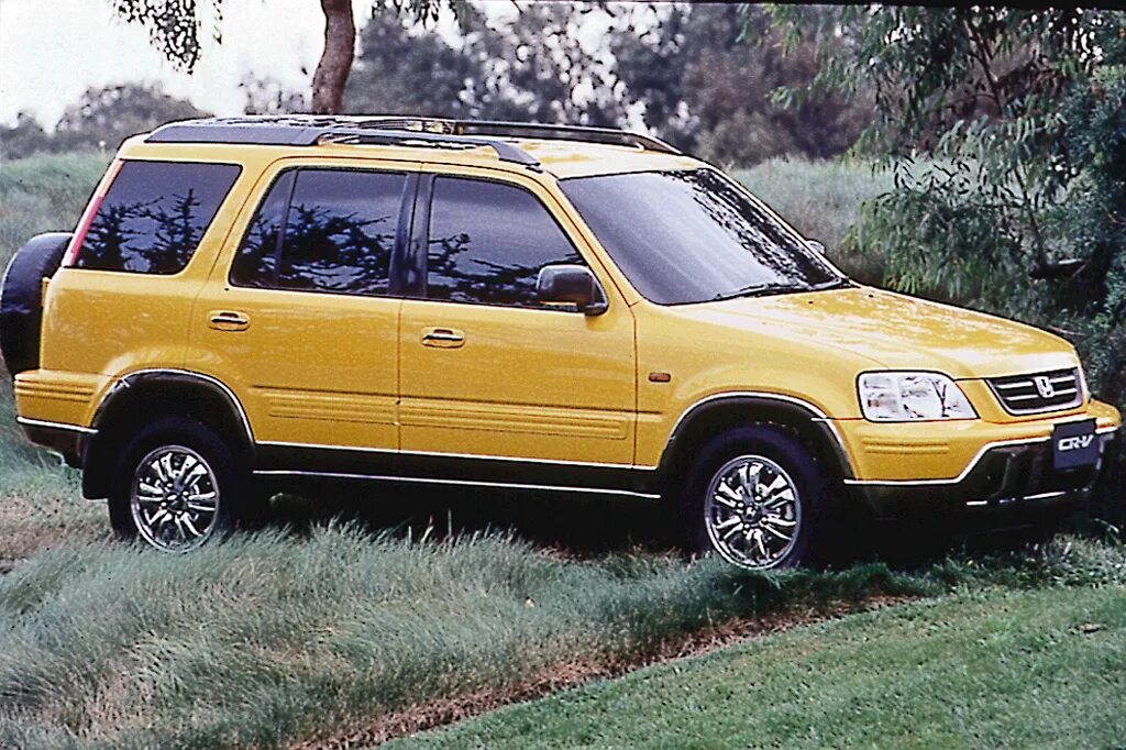 Хонда црв 1997 год. Honda CR-V 1997. Honda CRV 1996. Хонда СРВ 1 поколения. Honda CR-V 1995-2001.