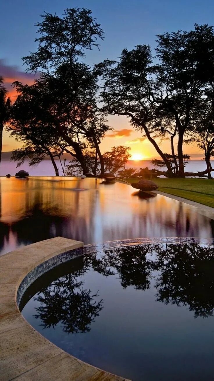 Sunset pool