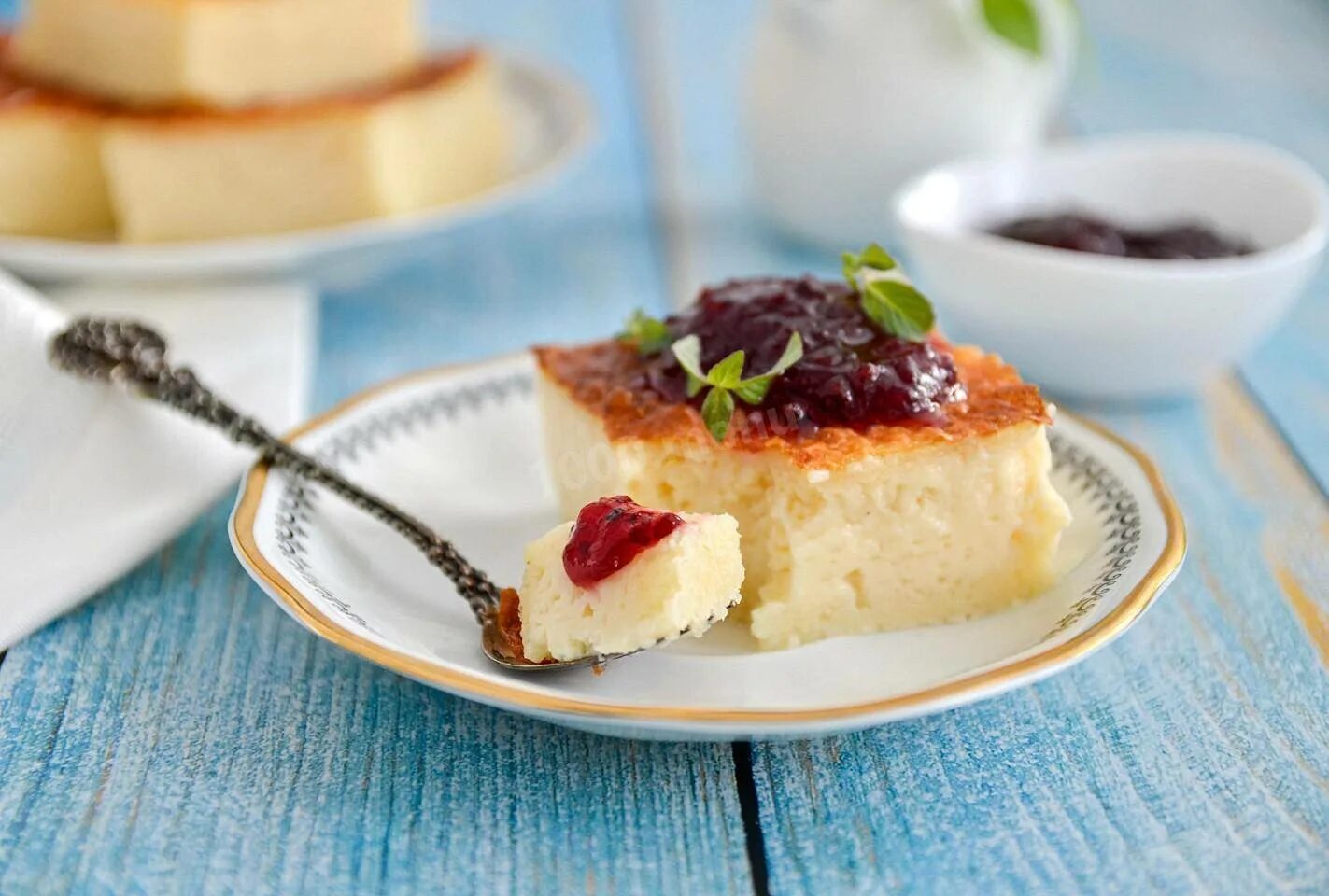 Лимонный крупеник. Манно творожная запеканка. Творожная запеканка в духовке пышная. Творожная запеканка в духовке пышная. Запеканка творожная 80гр.