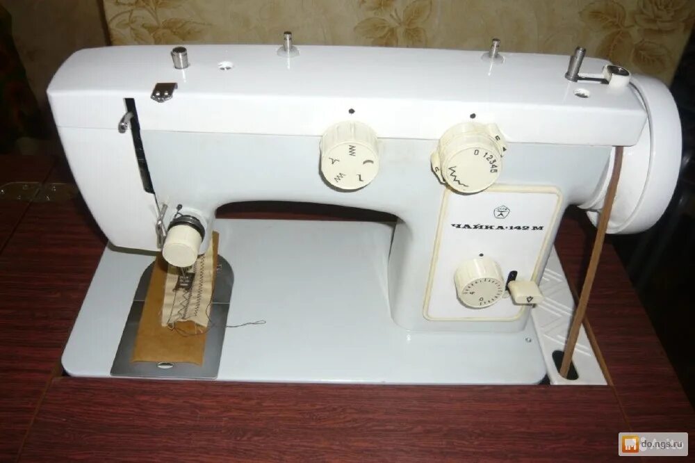 швецная машика чайка132м. машинка швейная чайка 142м33. лобзик из швейной машинки «чайка м132». чайка 154 эм швейная машинка. швейная машинка чайка 132м.