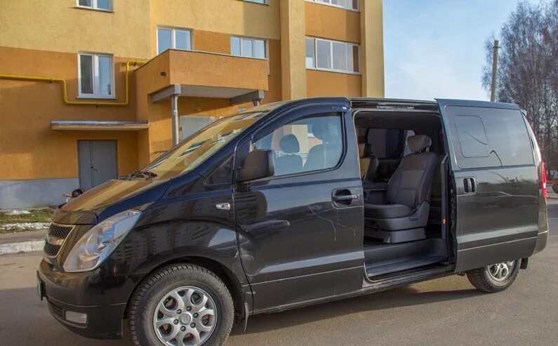 хундай микроавтобус 39м. хендай гранд тур 2008. прокат микроавтобуса без водителя. прокат микроавтобуса без водителя. минивэн от хендай.