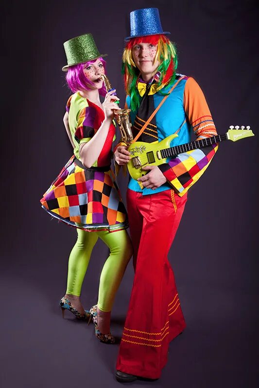 Осёл из бременских музыкантов костюм. Бременские музыканты костюм трубадура. Костюм бременских. Костюм петуха бременские музыканты. Костюм петуха из бременских музыкантов.