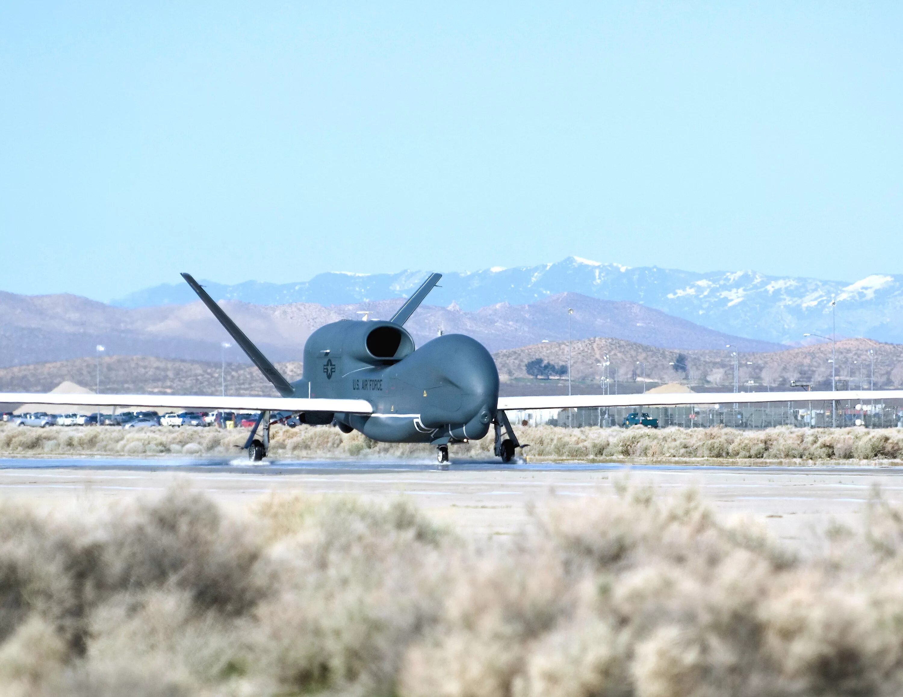 Глобал хок. RQ-4 Global Hawk. Northrop Grumman RQ-4b Global Hawk. RQ-4b Global Hawk USAF. Northrop Grumman RQ-4b Global Hawk 10-2045.