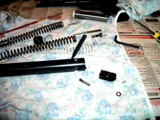 Гп на хатсан 125. Газовая пружина для винтовки 512. Как поменять пружину на пневматической винтовке. Съемник для мр 512. Воздушка мр 512 пружина.