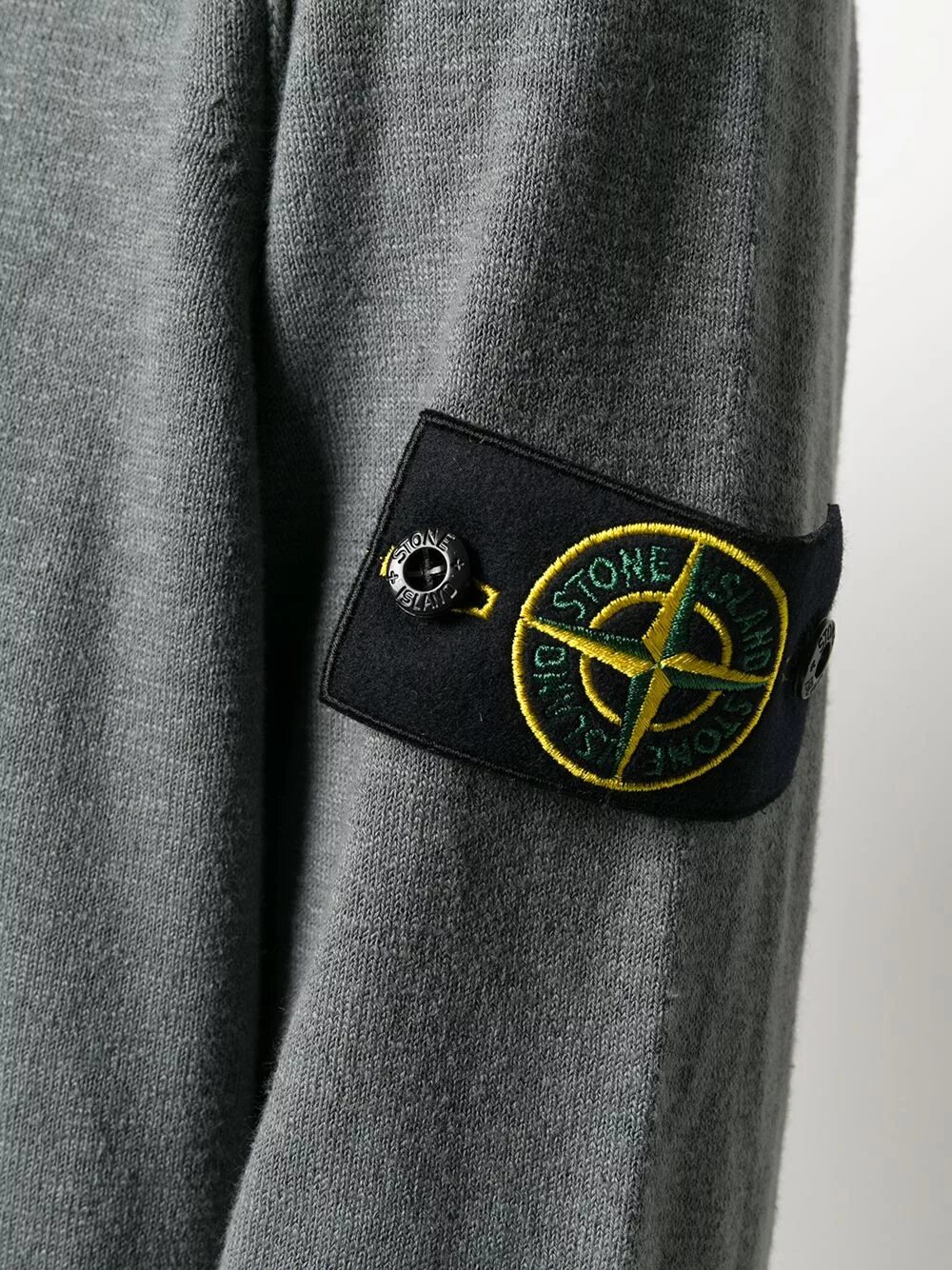 Купить патч stone. Нашивка стон Айленд. Джемпер с нашивкой-логотипом от Stone Island. Ориг патч стоник. Stone Island Patch.