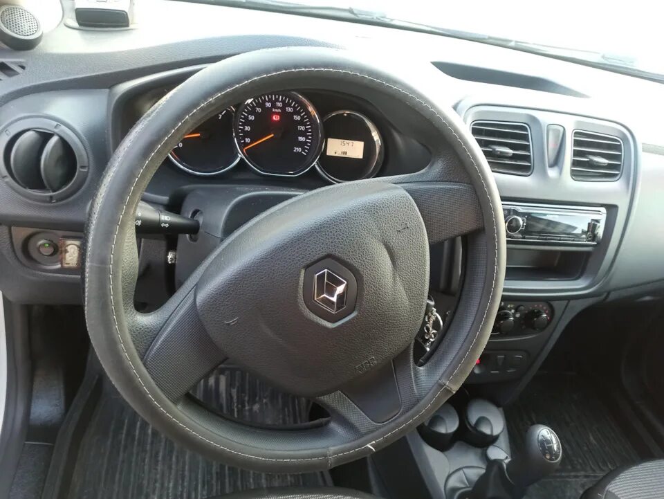 Руль renault logan 2. Руль рено логан 2. оплетка рено логан 2. renault logan 2 руль диаметр. руль рено логан 2016.