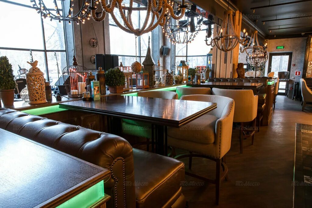 Люстра бар фото. Бар lюstra. lustra bar  люстра бар. lюstra bar москва. lюstra бар на академической.