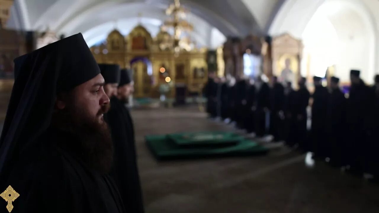 Заупокойная лития на кладбище текст. Оранский монастырь чин отчитки. Лития по усопшим для мирян слушать. Чин литии по усопшим дома. Лития по усопшим для мирян.