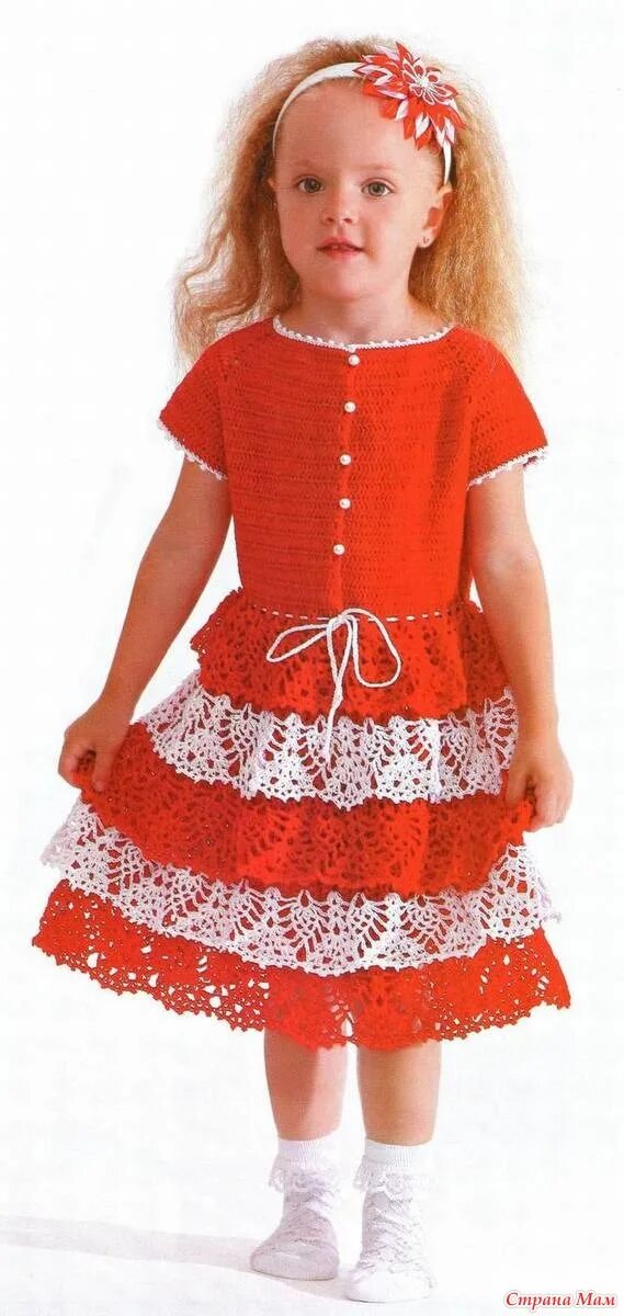 Вязаное платье для девочки 5 лет. Нарядное вязаное платье для девочки. Вязаное платье для девочки. Девочка нарядное крючком. Девочка нарядное крючком.