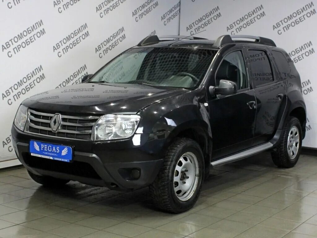 Дастер купить в самарской. Renault Duster 2013 года. Рено Дастер 2013 года. Renault Duster i, 2013. Рено Дастер 2013 года механика.