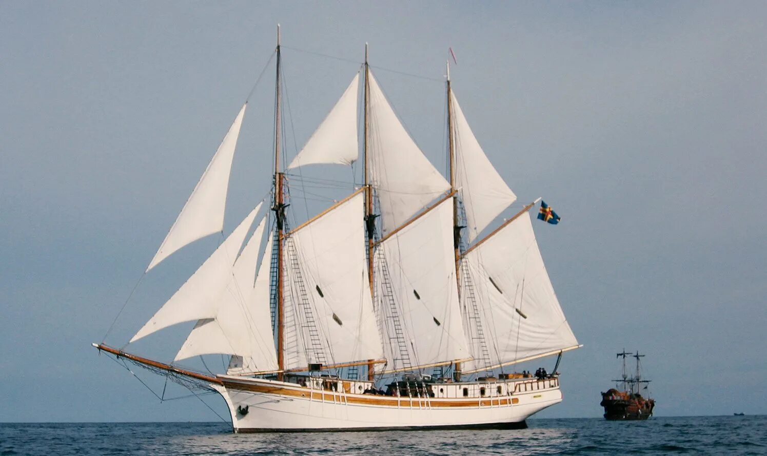 Гафельная шхуна. 3 4 мачтовый быстроходный парусник 19 века. Бермудский шлюп паруса. Шхуна "thomas w. Парусные шхуны 19 века.