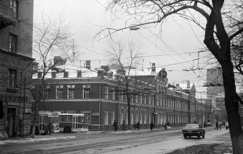 Лесная улица дом 22/24. Лесная улица, дом 6, москва. Улица лобачика. Лесная улица москва 1998. Каляевская улица в москве старая москва.
