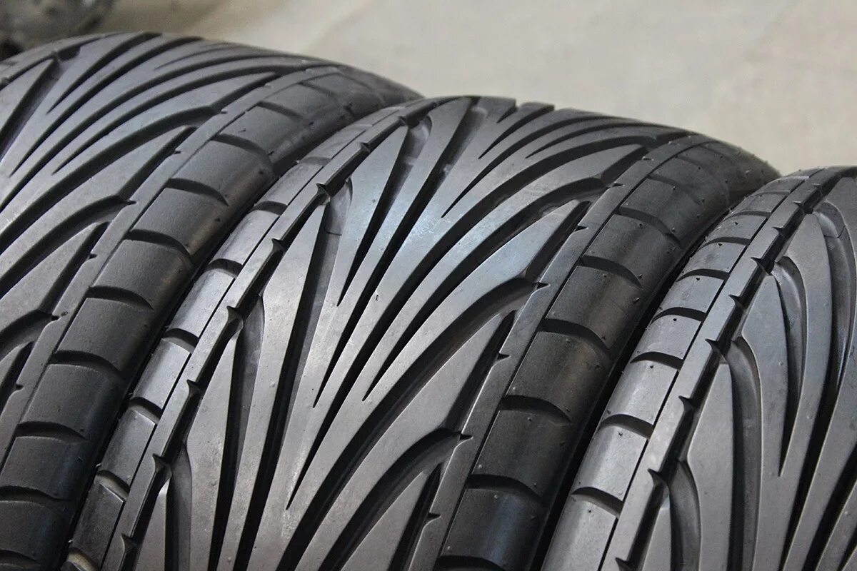 Nokian tyres wr suv. 205/55/16 r94 nokian hkpl r2. нокиан хакапелита 8 225/55 r18. шина nokian hakkapeliitta r2 205/60 r16 96r. Nokian : ts32258.