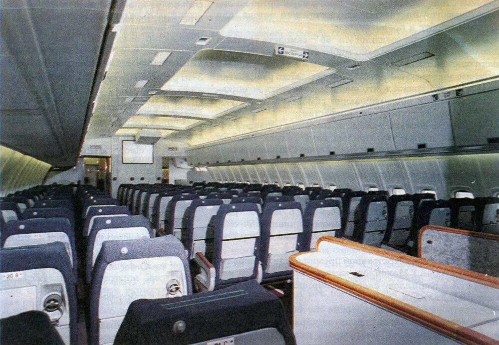 Ил 86 аэрофлот салон. Ил 86 салон. Аэробус ил 86. Ил 86 салон. Ил 86 салон.