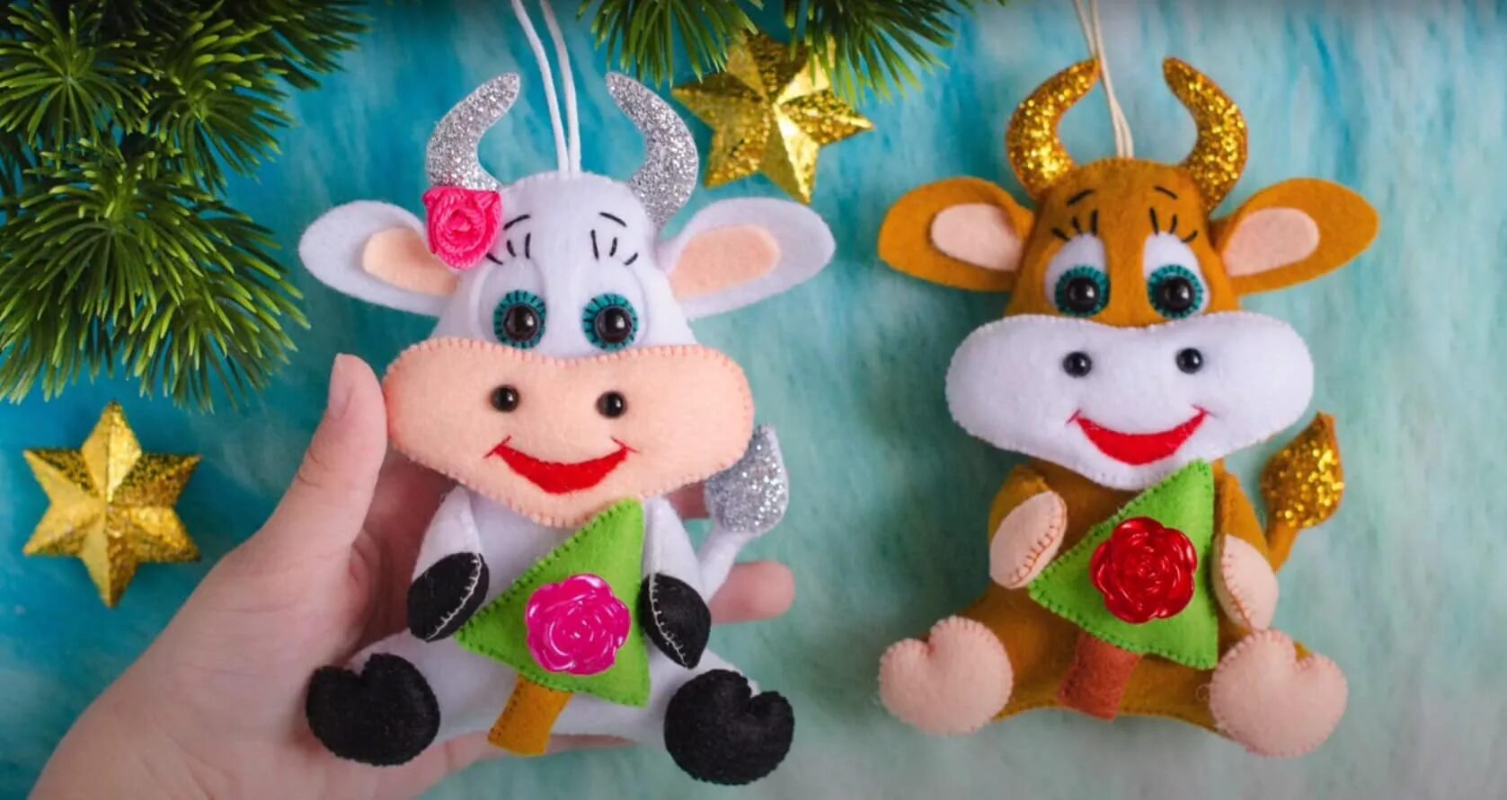 магнит бычок из фоамирана. новогодние магниты из фоамирана. новогодние поделки из фоамирана для начинающих. елка фетр. магнитики из фоамирана.