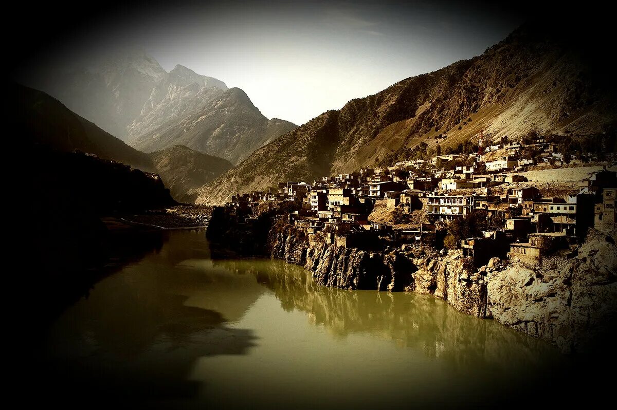 Река инд в индии. Пакистан долина инда. Пакистан река инд. Пакистан река инд. Река индас.