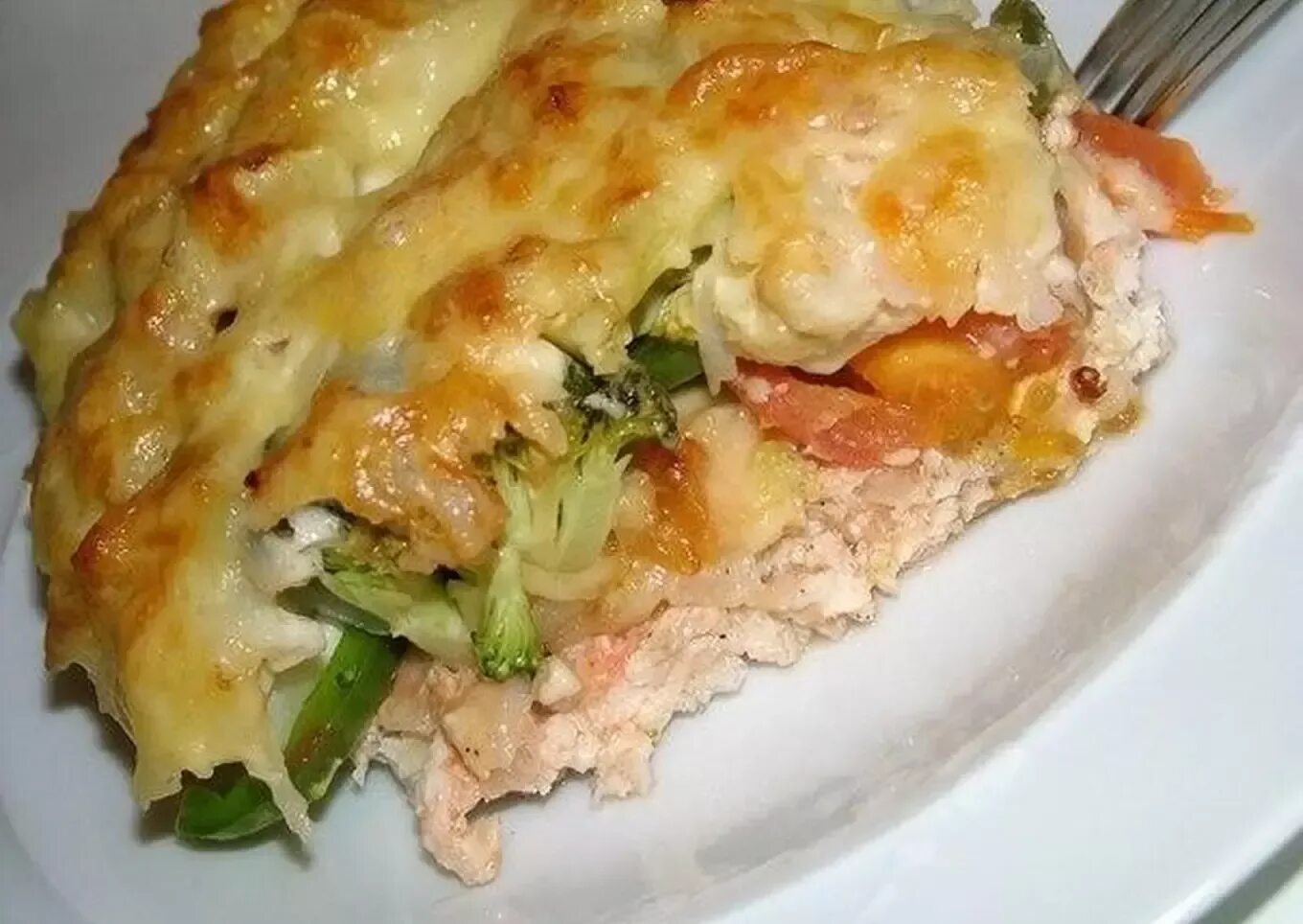 Куриное филе запеченное с капустой. Запеканка с куриным филе. запеканка с курицей и овощами. запеканка из куриного филе. куриная запеканка с сыром.
