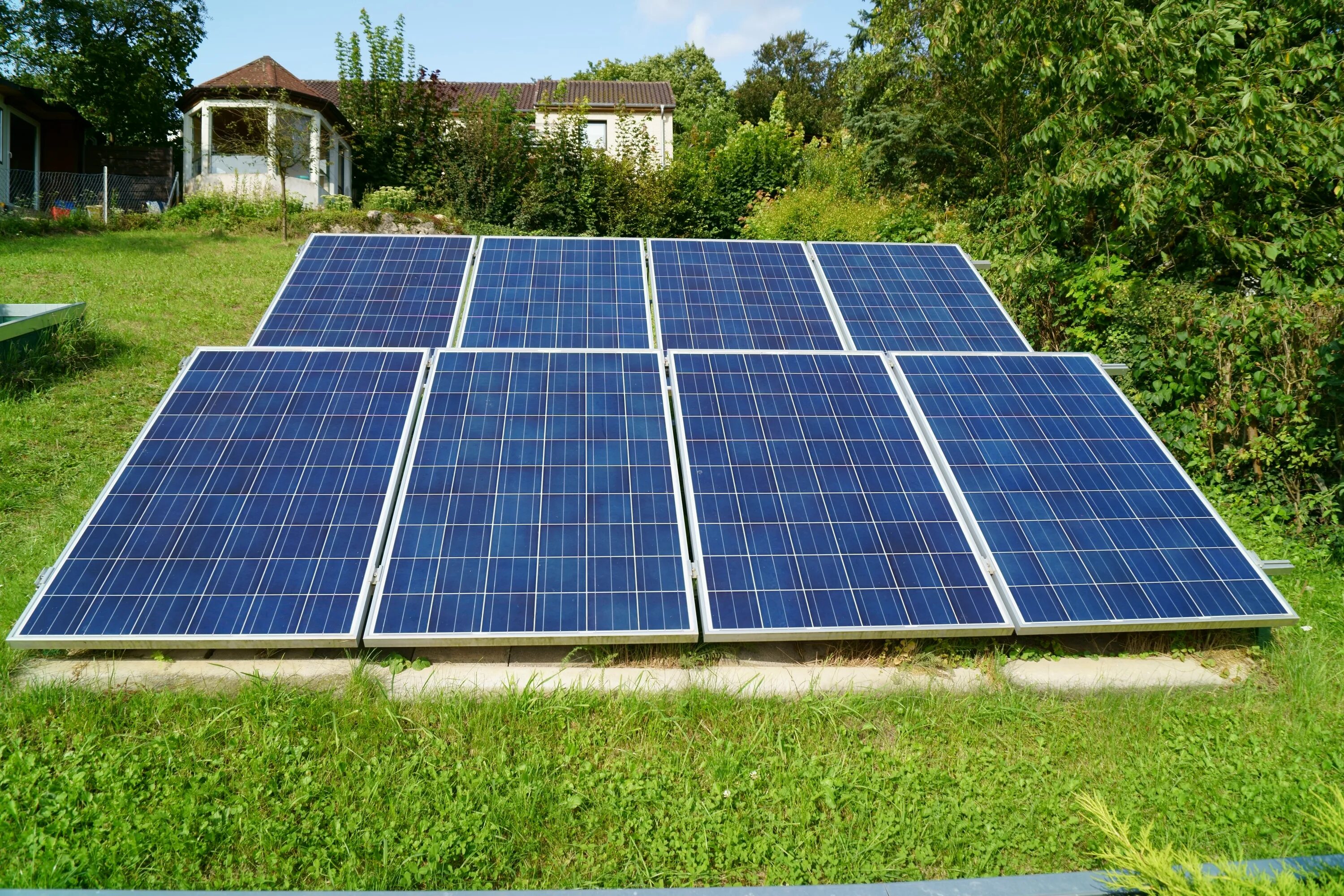 Сколько нужно солнечных батарей. Солнечная фотоэлектрическая панель PV. Photovoltaic Solar Energy. Solar PV Cell. Солнечные панели Форест.