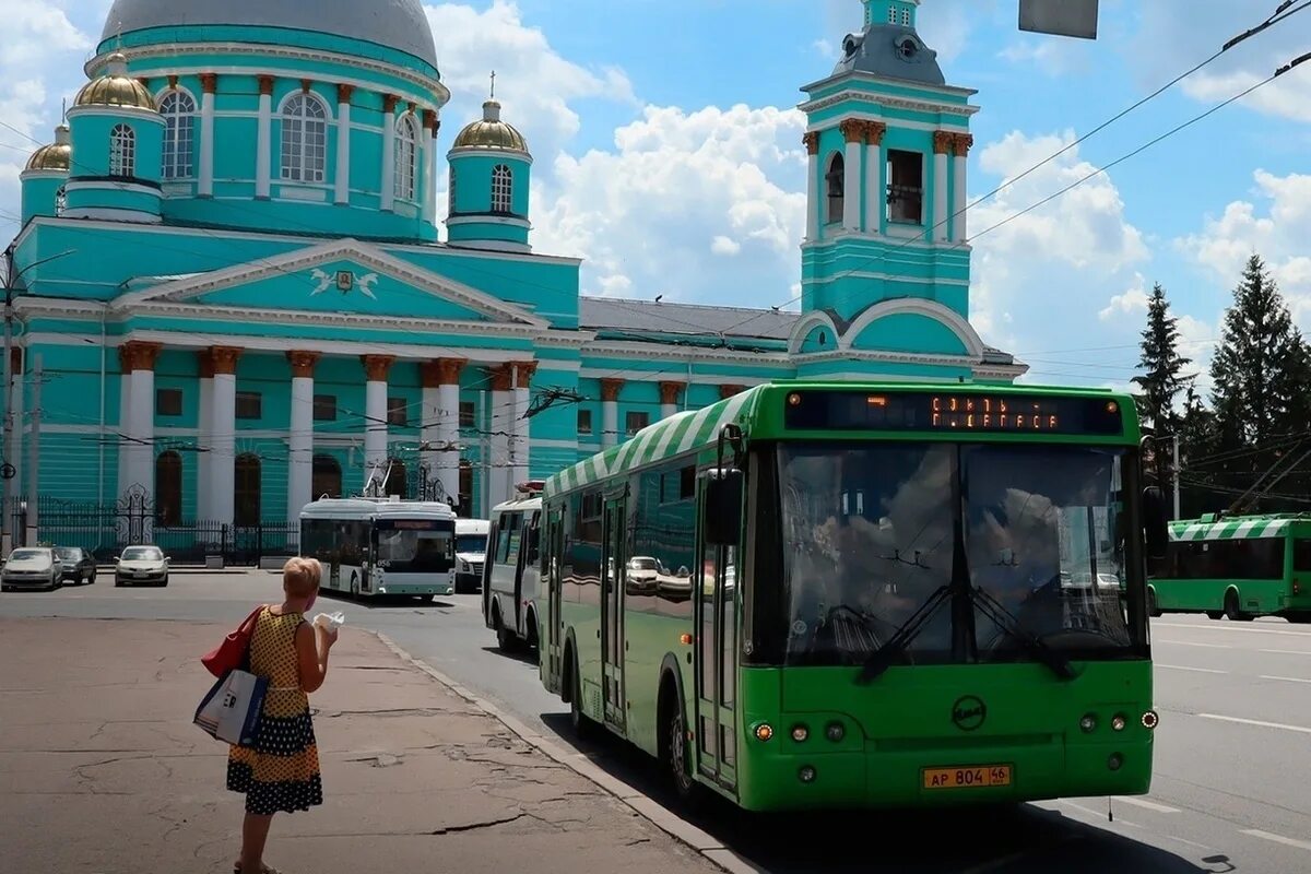 Курск и область в контакте. Общественный транспорт Курск. Троллейбус Курск. Курский новый автобус. Современные автобусы Курска.